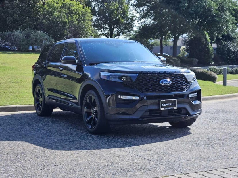 2022 Ford Explorer - Image 2