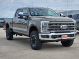 2027 Ford F-250 - Preview 3