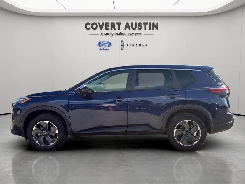 2025 Nissan Rogue - Image 2