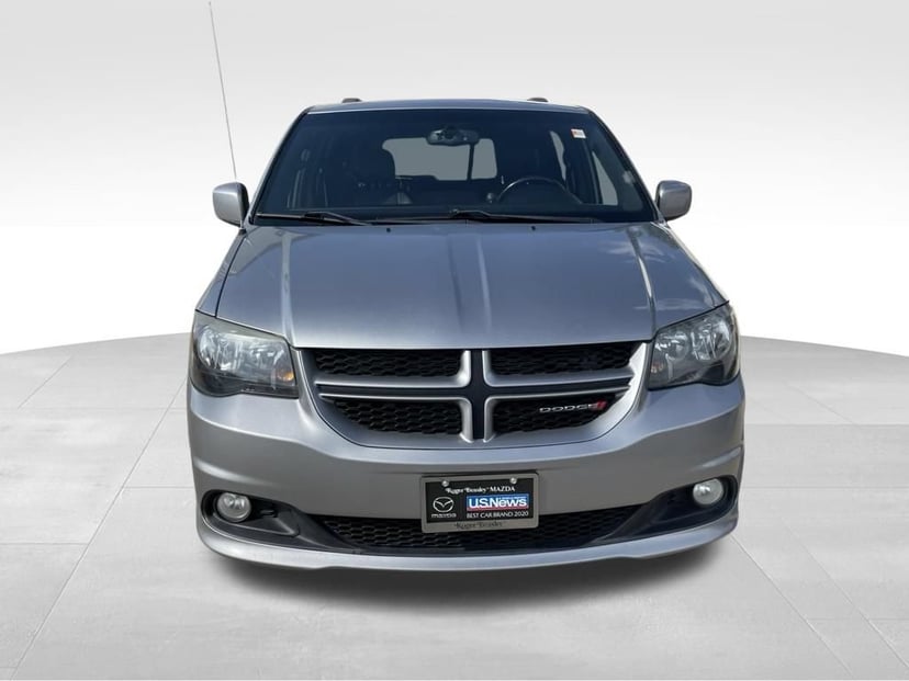 2017 Dodge Grand Caravan - Image 2