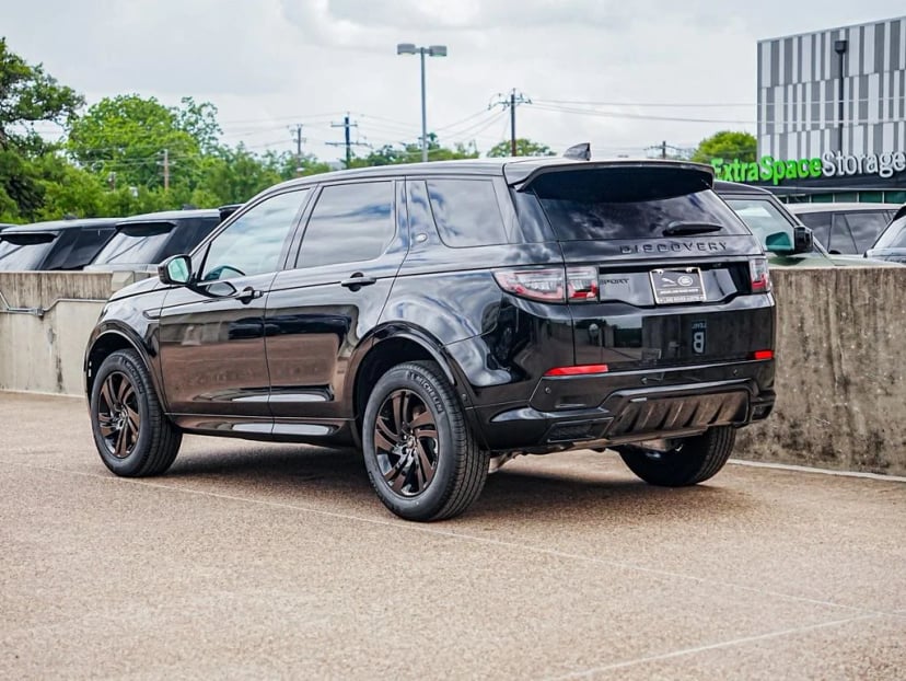 2026 Land Rover Discovery Sport - Image 2