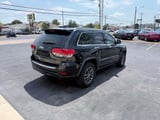 2017 Jeep Grand Cherokee - Preview 4