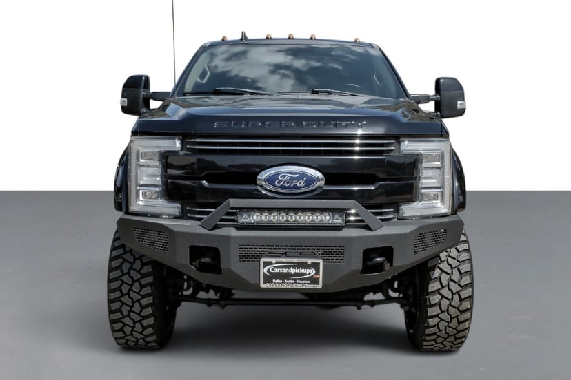 2019 Ford F-250 - Image 3