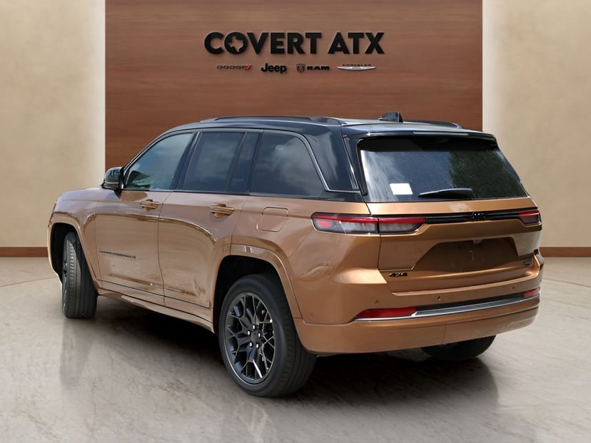 2026 Jeep Grand Cherokee - Image 2