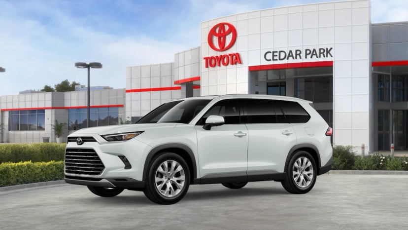 2026 Toyota Grand Highlander - Image 2