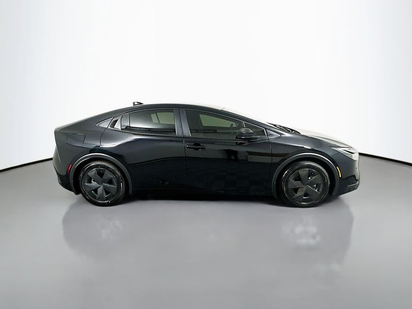2026 Toyota Prius - Image 2