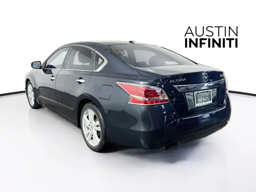 2015 Nissan Altima - Image 3