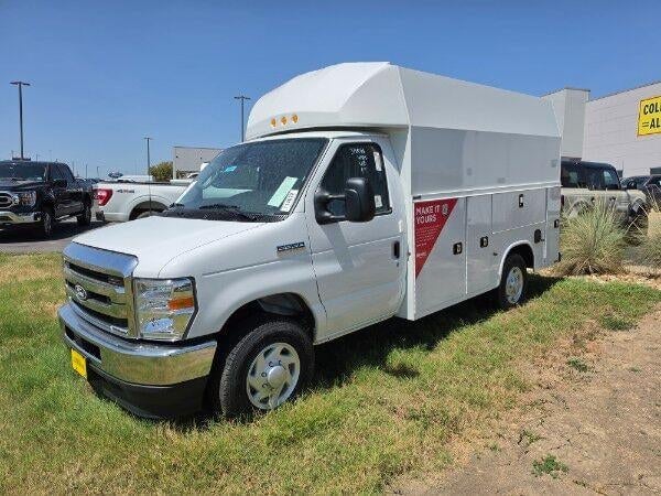 2027 Ford E-Series - Image 1