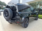 2025 Land Rover Defender - Preview 6
