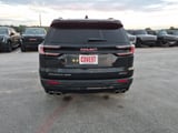 2025 GMC Acadia - Preview 8