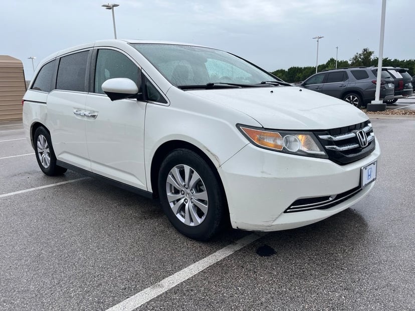 2016 Honda Odyssey - Image 1