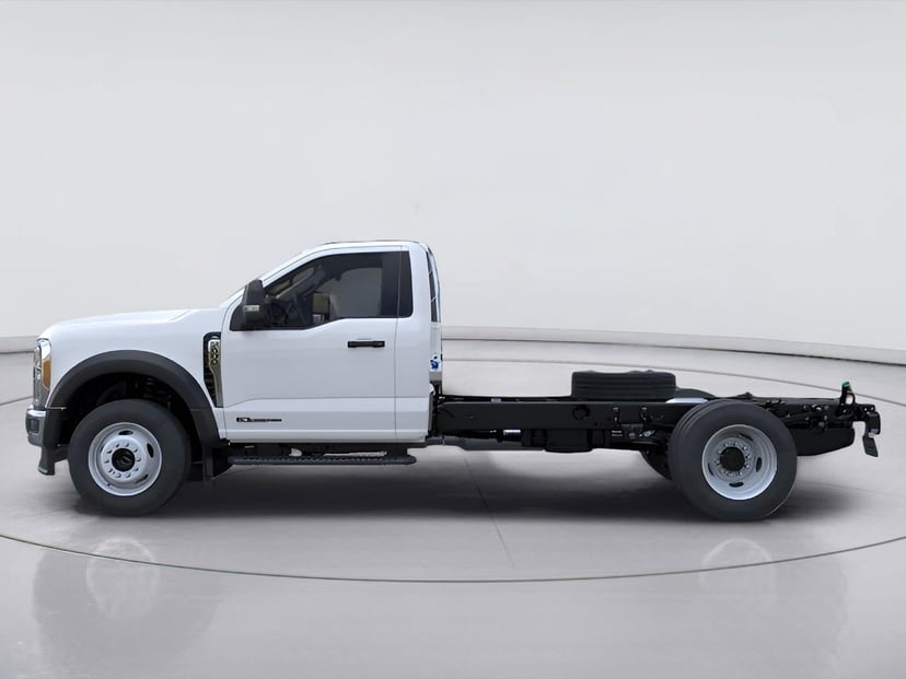 2026 Ford F-600 - Image 2