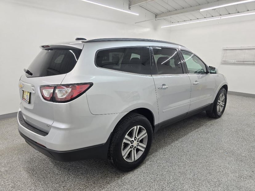 2017 Chevrolet Traverse - Image 2