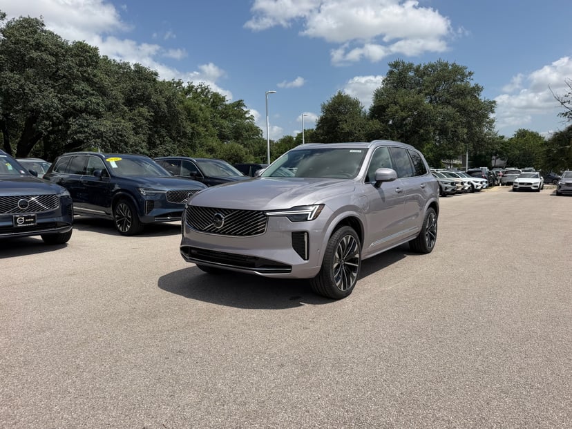 2026 Volvo XC90 - Image 1