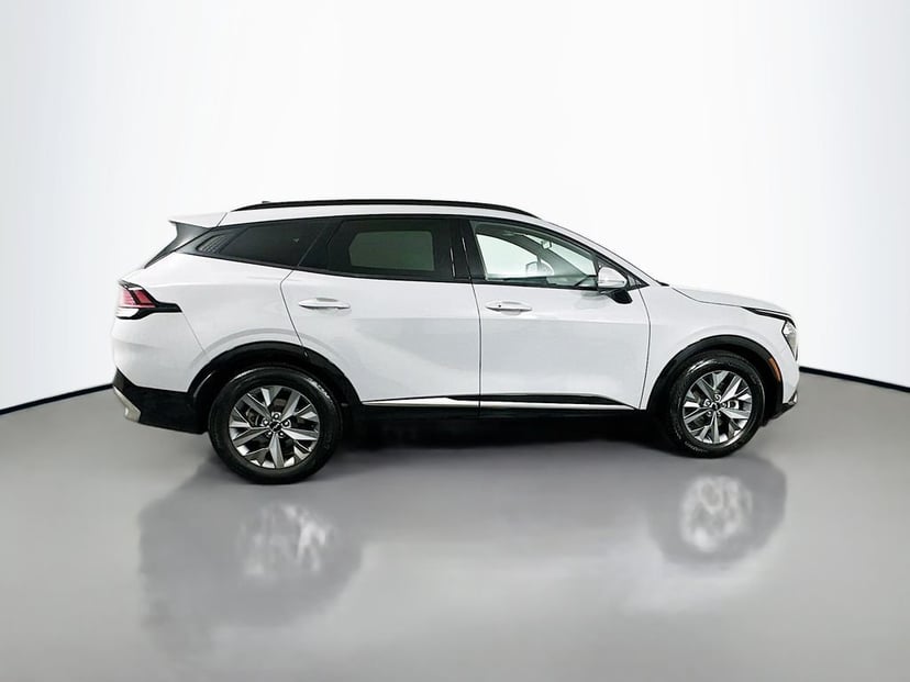 2023 Kia Sportage - Image 3