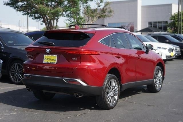 2023 Toyota Venza - Image 3