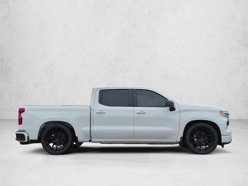 2026 Chevrolet Silverado - Image 2