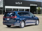 2023 Chrysler Pacifica - Preview 5