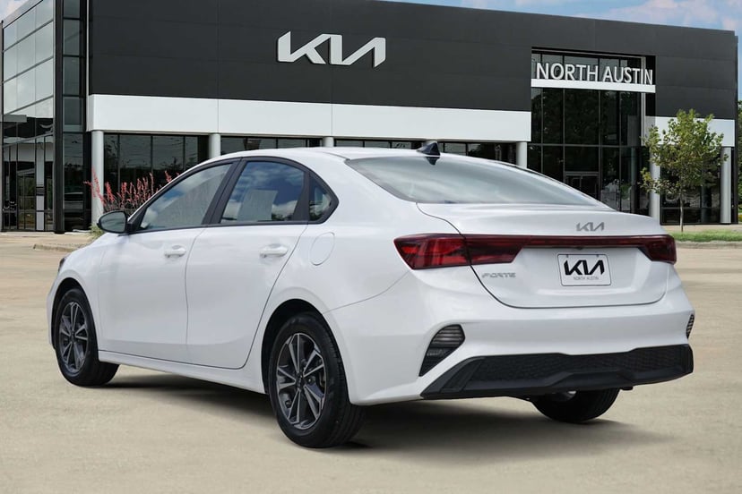 2024 Kia Forte - Image 3