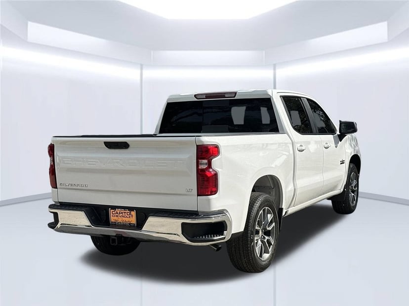 2026 Chevrolet Silverado 1500 - Image 3
