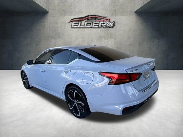 2023 Nissan Altima - Image 1