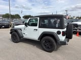 2023 Jeep Wrangler - Preview 4