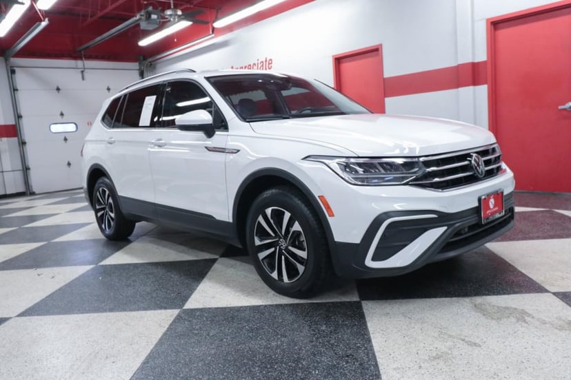 2024 Volkswagen Tiguan - Image 1