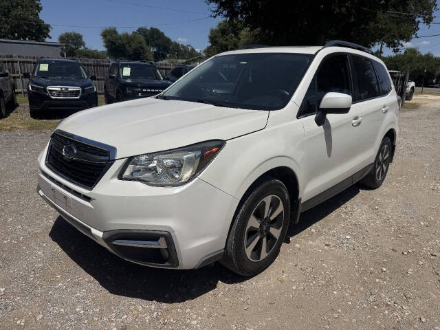 2017 Subaru Forester - Image 1