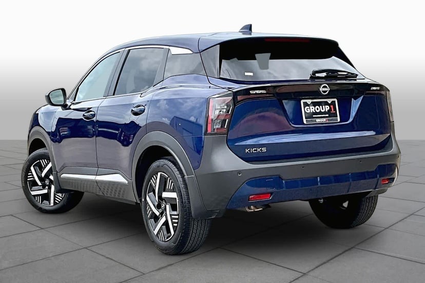 2025 Nissan Kicks MPV - Image 2