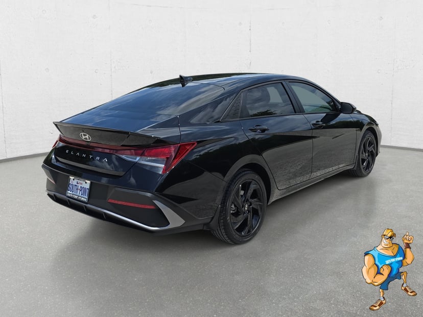 2026 Hyundai Elantra - Image 3