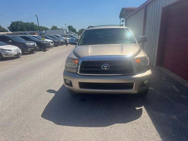2008 Toyota Sequoia - Image 2