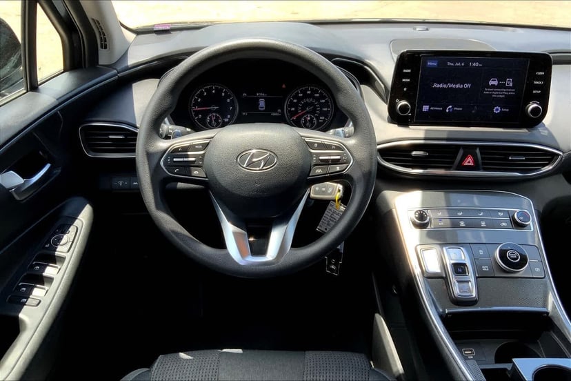 2021 Hyundai Santa Fe - Image 3
