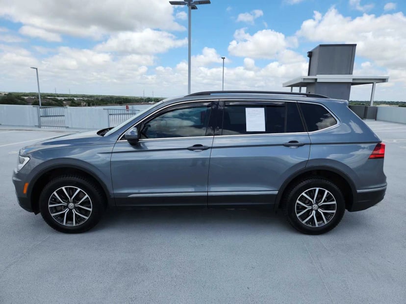 2020 Volkswagen Tiguan - Image 3