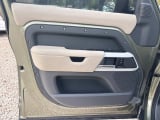 2020 Land Rover Defender - Preview 12