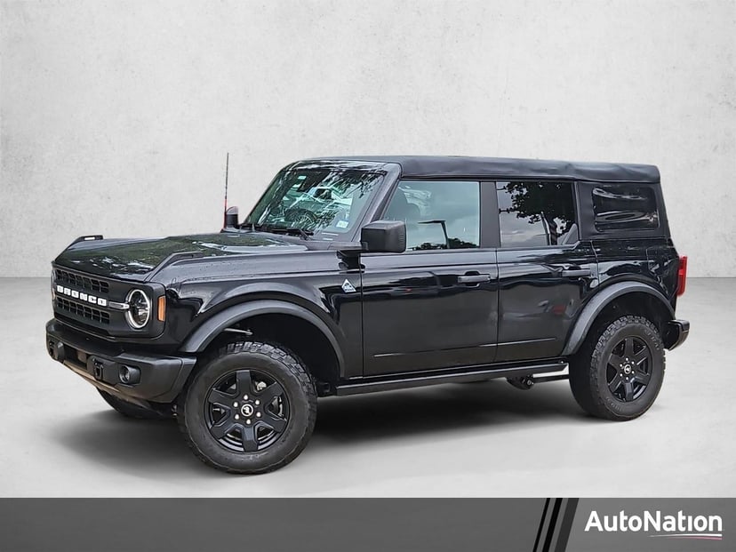 2022 Ford Bronco - Image 2