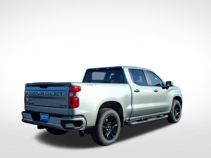 2026 Chevrolet Silverado 1500 - Image 3