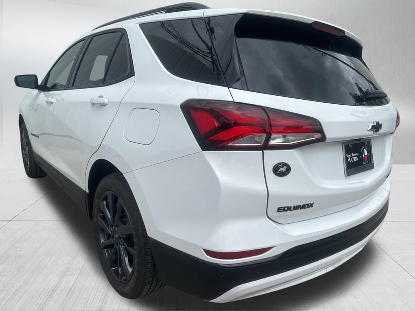 2024 Chevrolet Equinox - Image 3