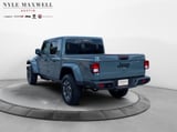 2026 Jeep Gladiator - Preview 14