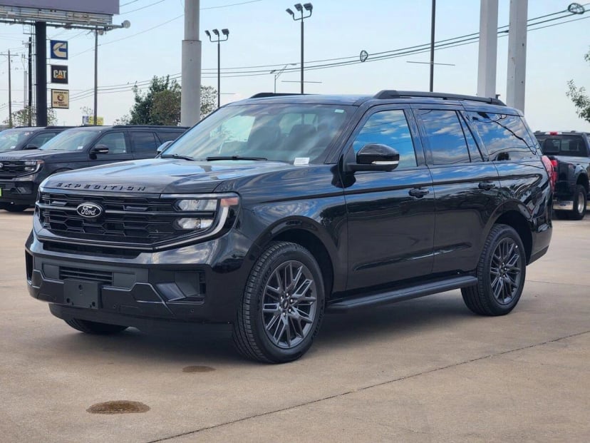 2026 Ford Expedition - Image 1