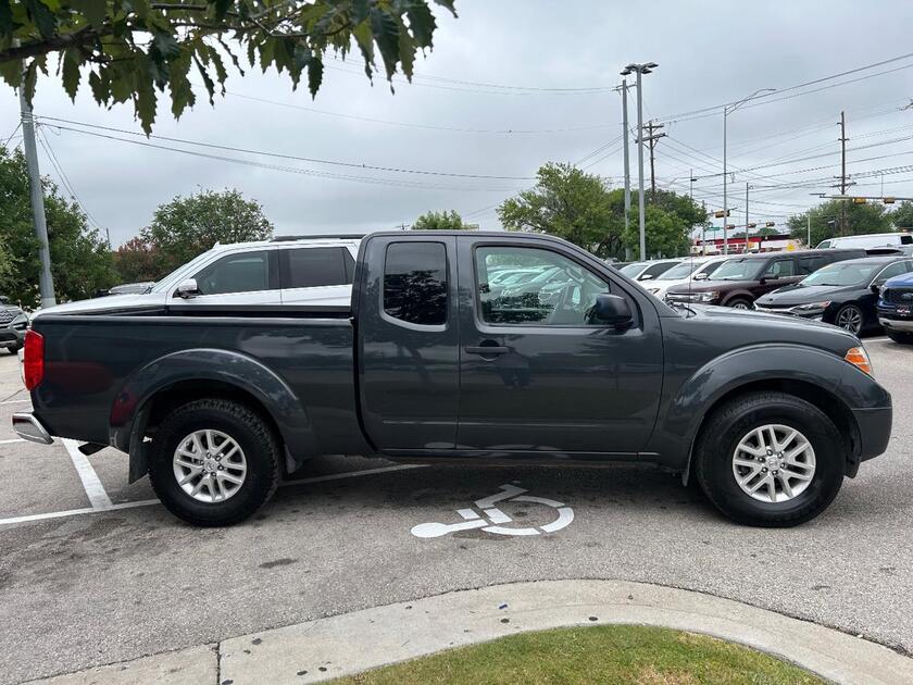 2015 Nissan Frontier - Image 3