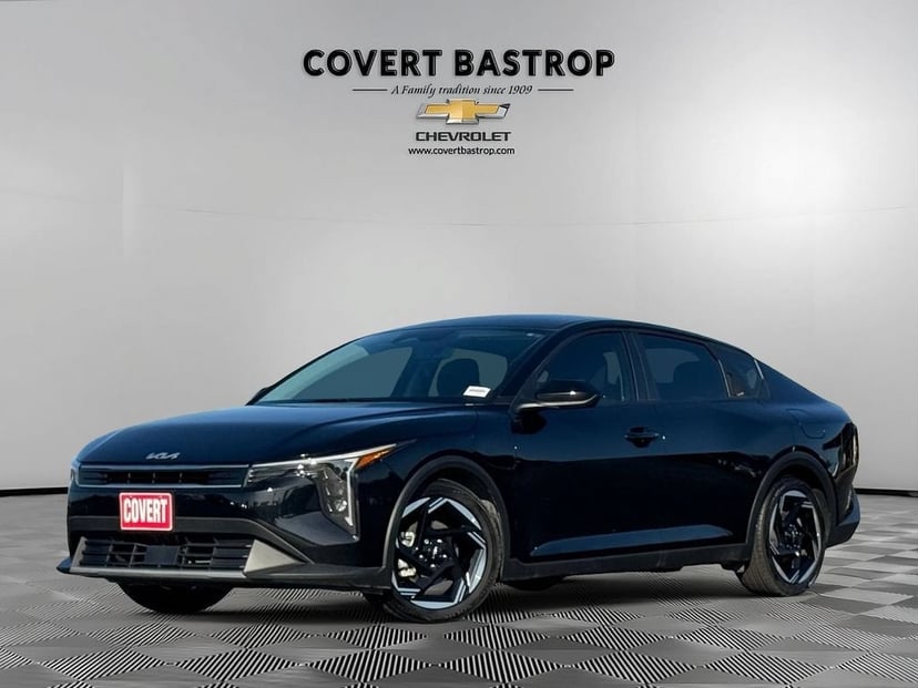 2025 Kia K4 - Image 1