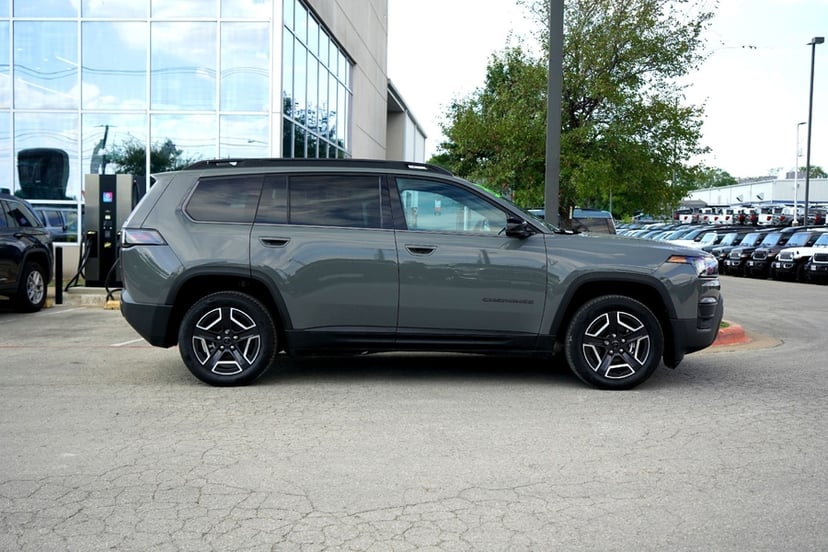 2026 Jeep Cherokee - Image 1