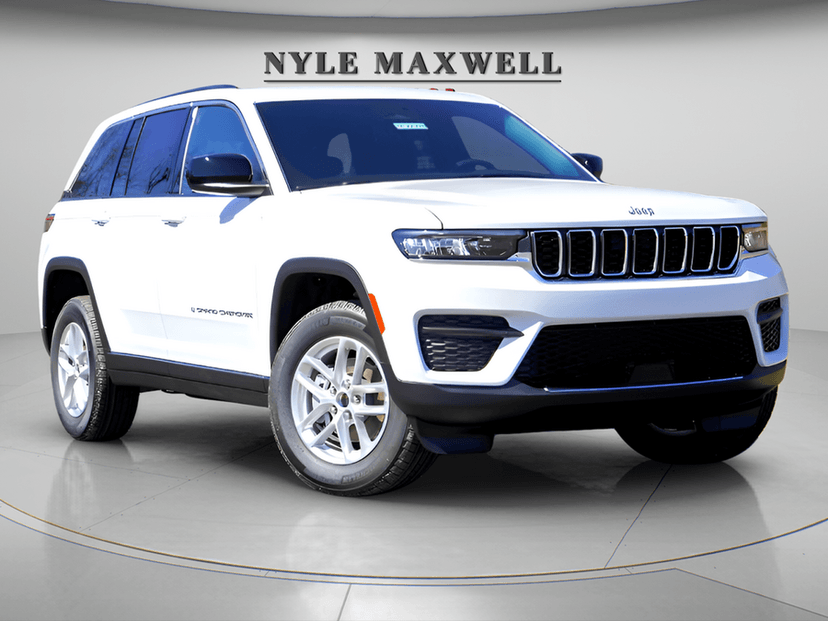 2026 Jeep Grand Cherokee - Image 1