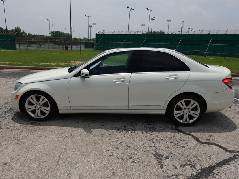 2011 Mercedes-Benz C-Class - Image 2
