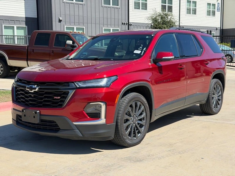 2022 Chevrolet Traverse - Image 1