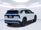 2027 Chevrolet Traverse - Preview 5