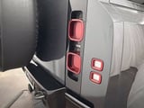 2025 Land Rover Defender - Preview 11