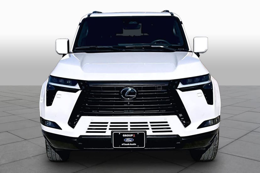 2025 Lexus GX - Image 2