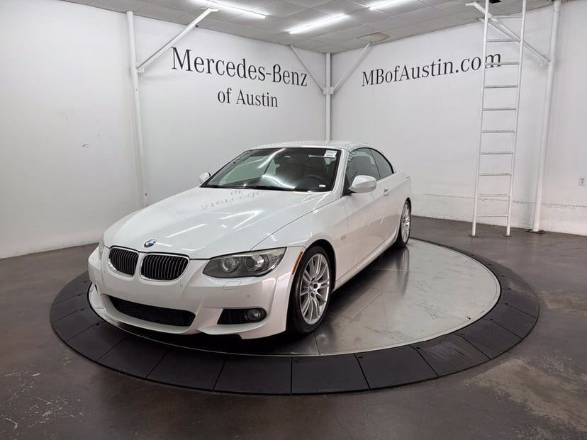 2013 BMW 3 Series - Image 1