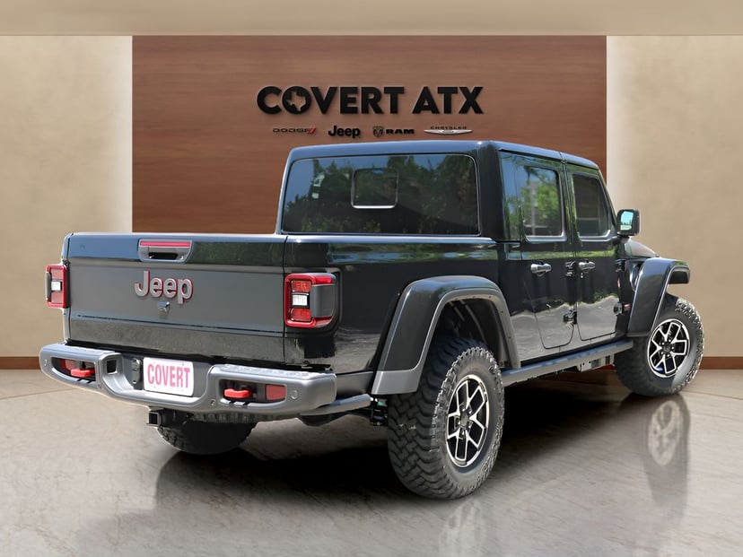 2026 Jeep Gladiator - Image 3